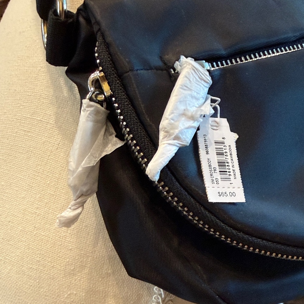 Kendra Scott nylon crossbody bag nwt - Picture 2 of 10